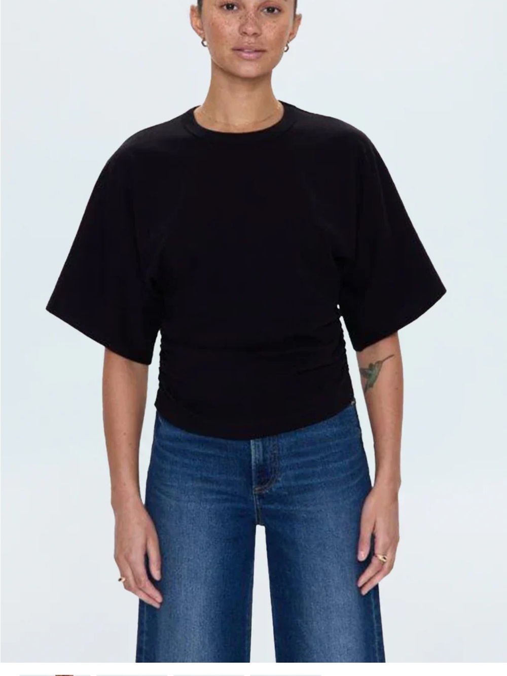 Pistola Veronica Tee